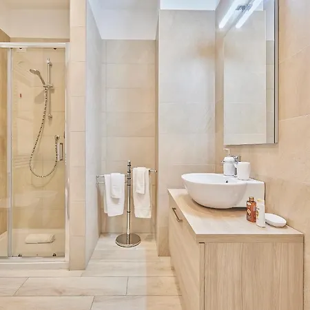 Apartment Monviso Modern - Exclusive Milan
