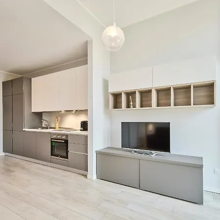 Monviso Modern - Exclusive 아파트